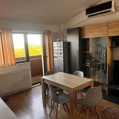 Location d’un appartement chaleureux de 2 pièces, 55 m², Faleza Nord, Constanța, Roumanie